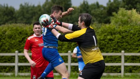 Robesiders see red and left blue in defeat