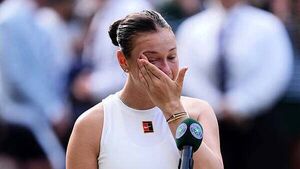 Amanda Anisimova in shock after nightmare Wimbledon final Amanda Anisimova in shock after nightmare Wimbledon final