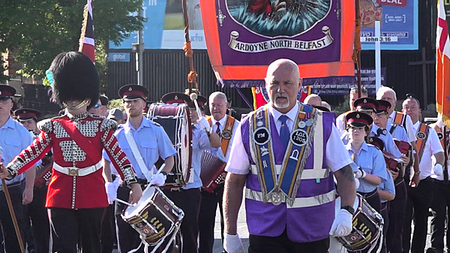Orange parade passes through Ardoyne interface without incident