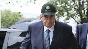 Court hears of alleged 'secret' mobile phone to John Magnier's rival bidder for Barne Estate Court hears of alleged 'secret' mobile phone to John Magnier's rival bidder for Barne Estate