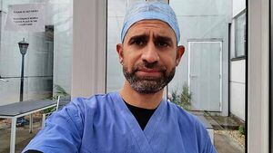 Meath based surgeon feels guilty eating while family have nothing in Gaza Meath based surgeon feels guilty eating while family have nothing in Gaza