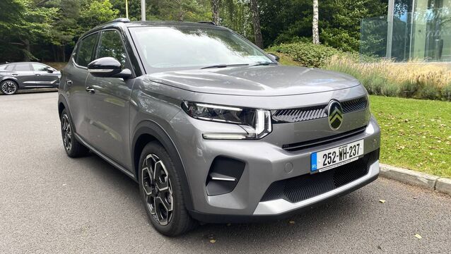 The e-C3 has a rated range of 320km and takes 26 minutes to charge from 20% to 80%. <p>The e-C3 has a rated range of 320km and takes 26 minutes to charge from 20% to 80%.</p>
