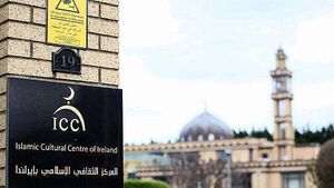 Man locked out of Islamic Cultural Centre refused court order to restore him of his duties