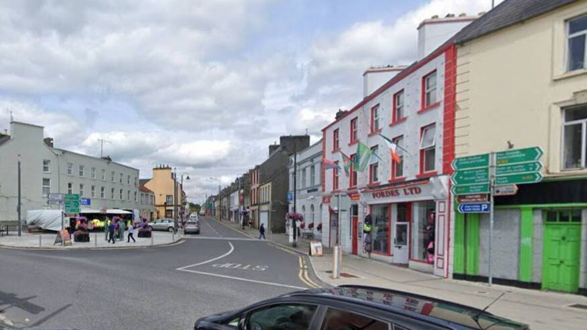 Illegal dumping at Mayo clothes banks 'is attracting rodents'