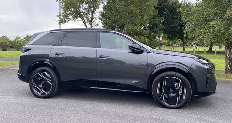 Peugeot’s 5008 is family-friendly SUV Peugeot’s 5008 is family-friendly SUV