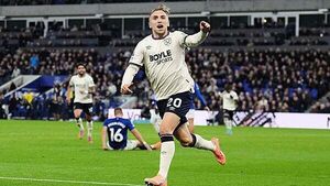 Jarrod Bowen helps Nuno Espirito Santo start West Ham reign with draw at Everton Jarrod Bowen helps Nuno Espirito Santo start West Ham reign with draw at Everton