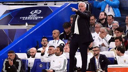 Jose Mourinho suffers defeat on Chelsea homecoming