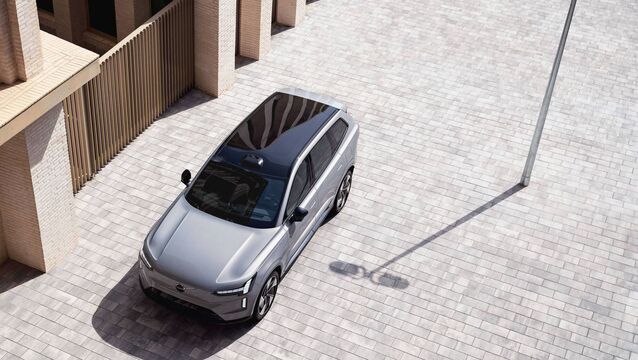 <p>Faster charging and improved safety and driver support are features of the Volvo EX90.</p>