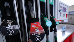 Pump prices rise, but cost of plugging in remains untouched Pump prices rise, but cost of plugging in remains untouched