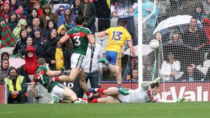 <p>Ciaran Murtagh scores a goal for Roscommon against Mayo in the 2017 All-Ireand SGC quarter-final at Croke Park.	Picture: INPHO/Oisin Keniry</p>
