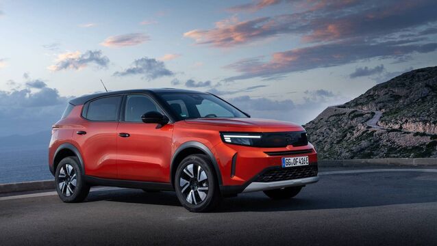 <p>Rugged, spacious, ultra-modern, and packaged in a range of bright new colours, the striking design of the new Opel Frontera makes it stand out immediately.</p>