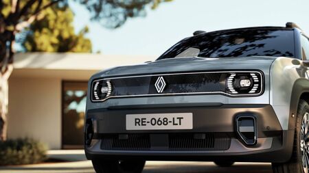 Great finance deals from Renault and Polestar