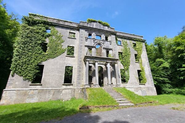 Moore Hall. Moore Hall.