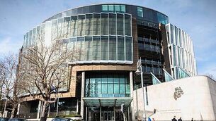 Woman (30s) injured and gardaí forced to withdraw after missiles thrown in Dublin