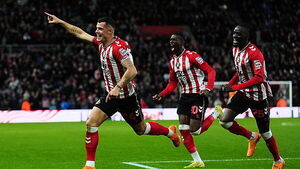 Granit Xhaka equaliser earns Sunderland point against Everton