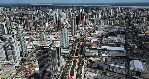 Brazilian cab driver rents apartment to Ireland's Ambassador to Brazil during COP30