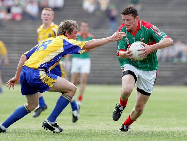 Pearce Hanley taking on Roscommon defender David Keenan during the 2006 Connacht MFC final. The Ballaghaderreen clubman made his senior debut for Mayo in 2008 but was bound for an Aussie Rules career by the end of that year.