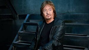 The original voice of Smokie is coming to Mayo