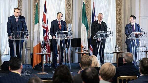 British and Irish politicians offer condolences following Louth crash