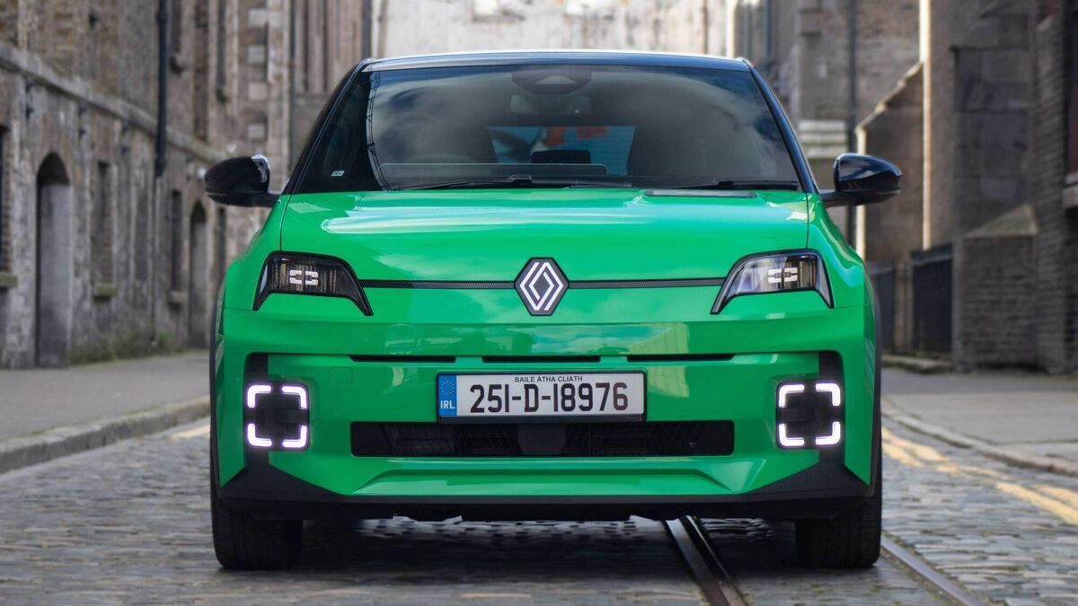 Renault 5 E-Tech wins Car of the Year
