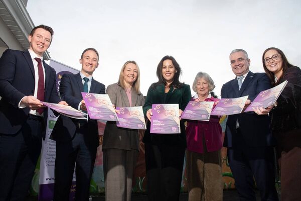 Minister for Health Jennifer Carroll MacNeill and local Government representatives joined Mayo Cancer Support Association’s CEO and Chairperson to discuss the charity’s ambitious Strategic Development Plan (2025-2029). Included are: Senator Mark Duffy, Minister Alan Dillon, Orla Gillespie, Minister Jennifer Carroll MacNeill, Joan Fitzgerald, Minister Dara Calleary and Deputy Keira Keogh TD. 