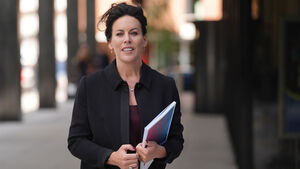 Minister outlines her new vision for consultants at MUH