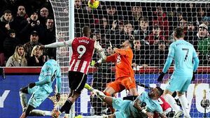 Igor Thiago brace earns Brentford win over Burnley after late drama