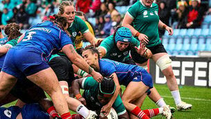 Mikel Arteta heaps praise on Arsenal after an ‘immensely difficult’ week Mikel Arteta heaps praise on Arsenal after an ‘immensely difficult’ week