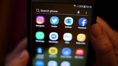 Social media videos may be leading to cognitive decline, research shows