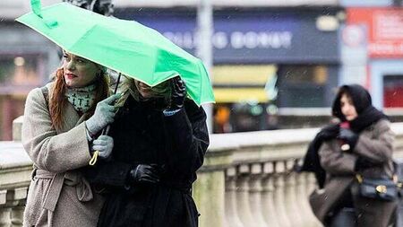 Yellow wind and rain warning issued for seven counties