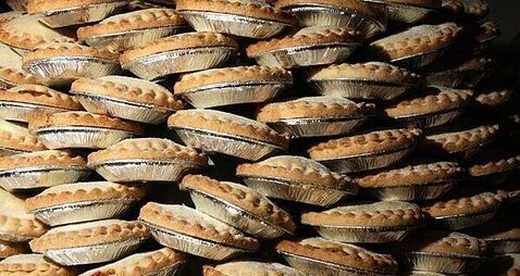 Christmas quiz series: How much do you know about Christmas delicacies?