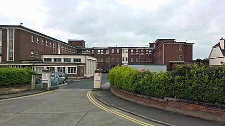 Boy (12) settles High Court action for €900k over injury at birth