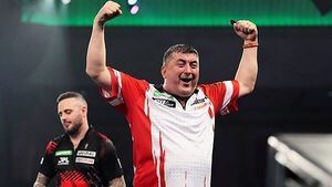 Joe Cullen accuses Mensur Suljovic of ‘cheating’ during their second-round clash