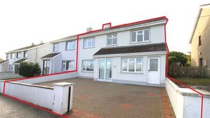 <p>
                <span class="contextmenu emphasis">167 Childers Heights, Ballina, Mayo</span>
            </p>