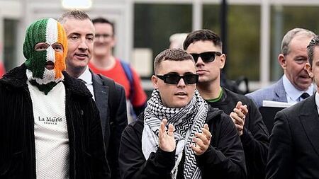 Appeal to be heard over decision to throw out Kneecap terror case