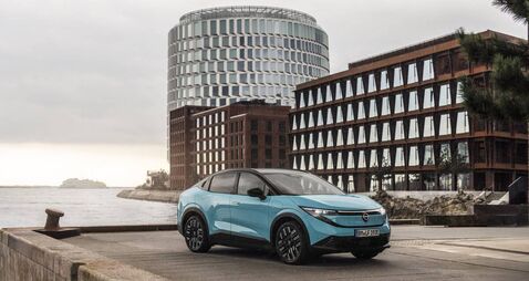 New Nissan LEAF is priced from €34,995