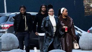 Sinn Féin TD secures court permission to continue challenge to 'super junior' appointments