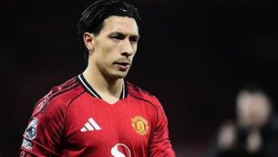 Virgil van Dijk expected to hold Liverpool players’ meeting after Burnley draw