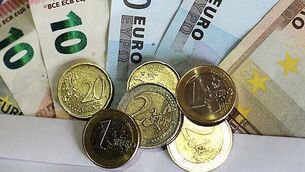 Election watch: Harris admits Children's Hospital comment was 'pedantic', McDonald attacks Fine Gael