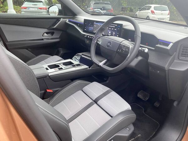 The Grandland feels premium, is very spacious for five occupants, and offers high levels of comfort for long-distance travel. 