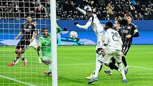 Goalkeeper scores at death to keep Benfica in Champions League with 4-2 win over Real Madrid Goalkeeper scores at death to keep Benfica in Champions League with 4-2 win over Real Madrid