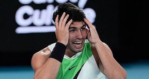 Carlos Alcaraz makes history as Novak Djokovic’s bid to break record goes on