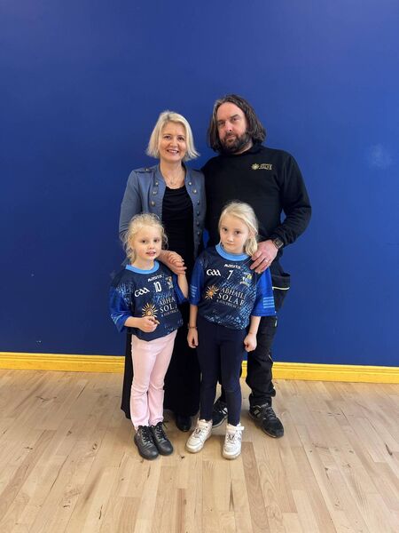 Juliana Erkkonen, Donal Gibbons, Maya Gibbons and Emily Gibbons at the sponsorship of Headford National School team jerseys.