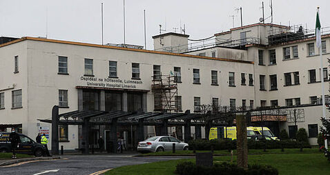 Trolley watch: 596 patients waiting for beds in hospitals