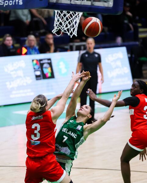Hazel Finn competes beneath the basket with Luxembourg's Anne Simon during Ireland's FIBA Women's EuroBasket 2027 Qualifier at the National Basketball Arena, Dublin.	Picture: INPHO/Nick Elliott