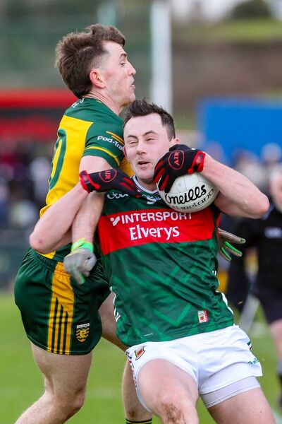  Mayo’s Diarmuid O'Connor is challenged by Donegal's Shane O'Donnell during the Green and Red's eight points loss in Letterkenny.	Picture: INPHO/Lorcan Doherty