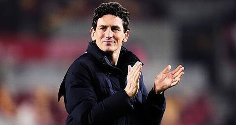Brentford boss Keith Andrews visits Macclesfield dressing room after FA Cup win