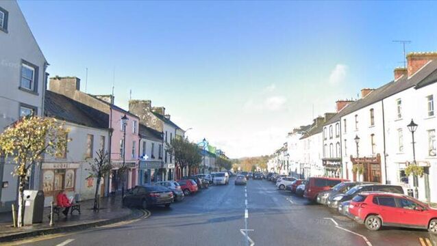 Call for more funds for footpaths in Mayo towns