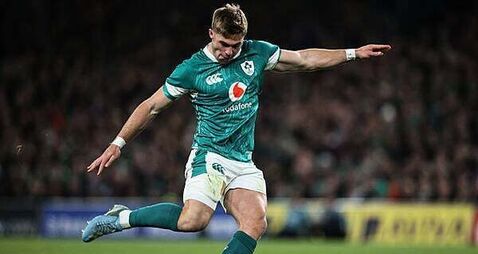 Jack Crowley named to start as Ireland make five changes for England clash