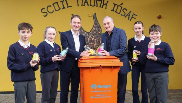 <p>Minister Alan Dillon and Ciaran Foley, CEO of Re-turn and primary school students pictured at the launch of the inaugural National Re-turn Awards in St. Joseph’s NS, Ballinrobe recently.</p>